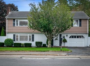 458 Lexington St, Woburn, MA 01801