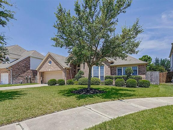 2nd image of 3827 Bowie Bend Ln