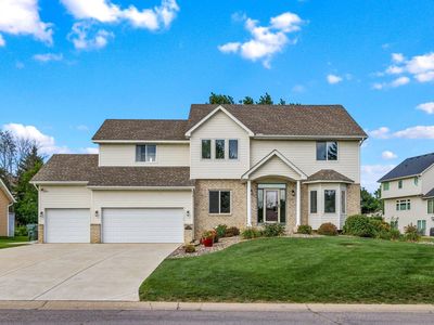 14318 Footbridge Way, Apple Valley, MN, 55124