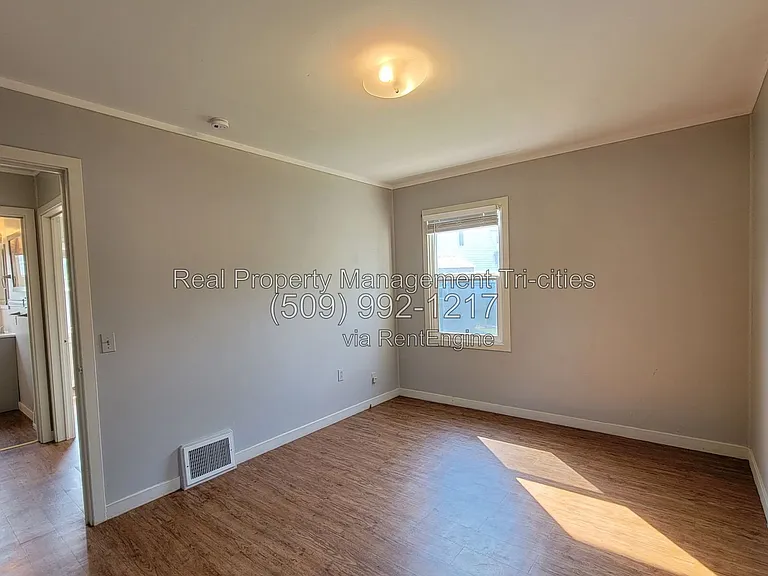 312 Goethals Dr — Photo 8