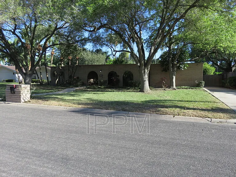 5108 Manana Cir — Photo 25
