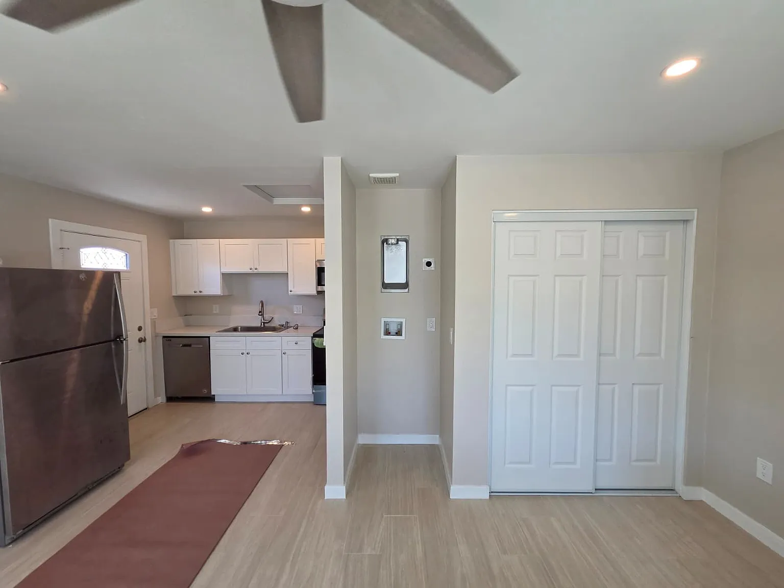 Studio, 360 sqft, $1,750 — Photo 4