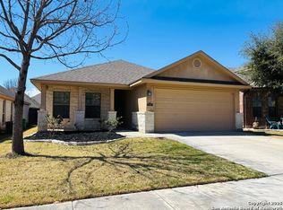 106 Retama Rd, Boerne, TX 78006
