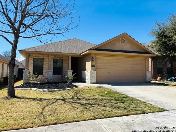 106 Retama Rd, Boerne, TX 78006