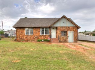 1016 Maple St, Yukon, OK 73099