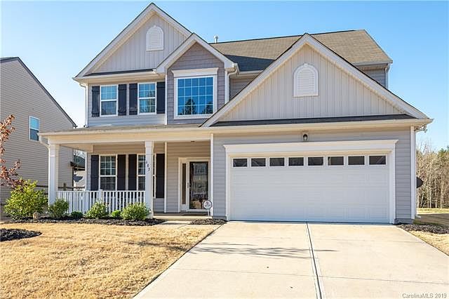1st image of 605 Augustus Ln
