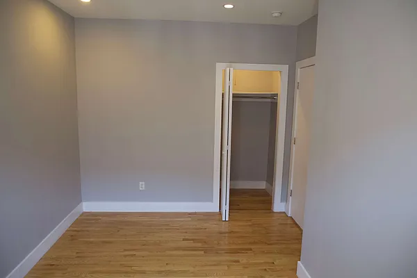 Rented by Lofts and Flats LLC | media 7