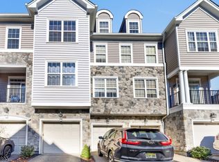 179 Winchester Ct, Clifton, NJ 07013