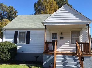 34 Pickett Ct, Blackstone, VA 23824