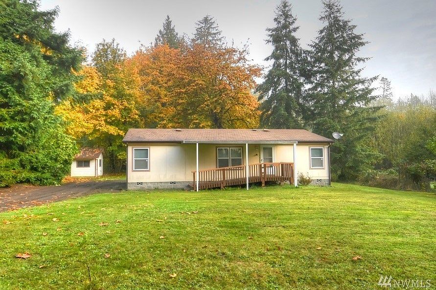 1st image of 2730 36th Ave NE