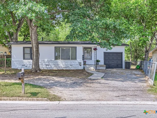 258 S Live Oak Ave, New Braunfels, TX 78130
