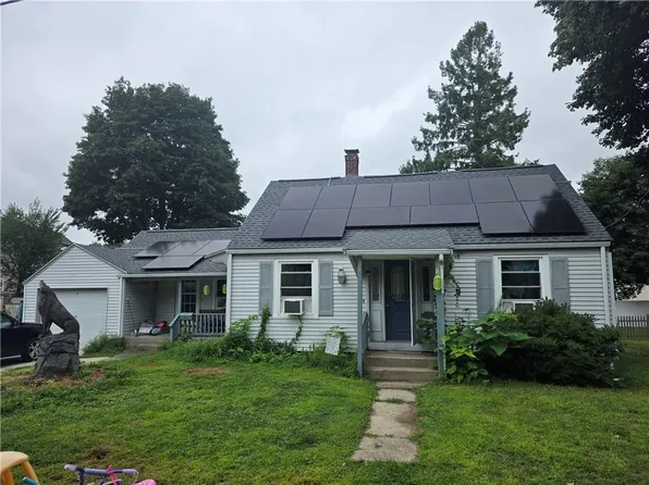 142 Rutland St, Woonsocket, RI 02895