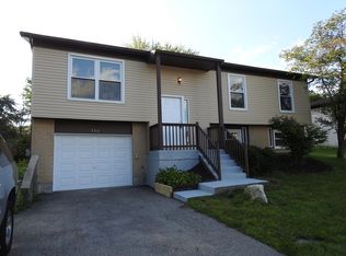 330 Huntington Way, Bolingbrook, IL 60440