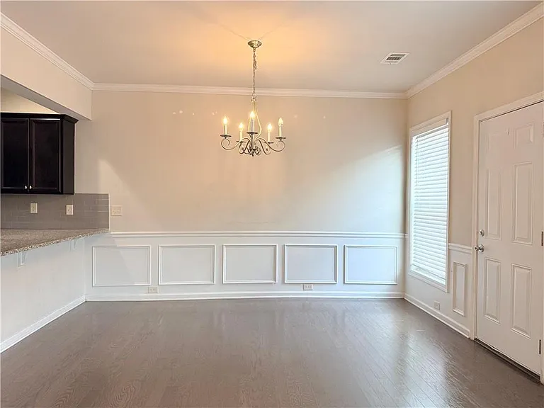 1033 Haley Woods Ln — Photo 7