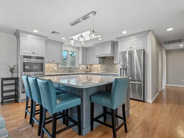 91 Nason Rd, Swampscott, MA 01907