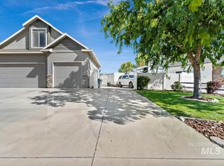 4178 E Thomas Mill Dr, Nampa, ID 83686
