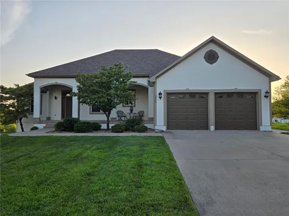 1713 Remington St, Pleasant Hill, MO 64080