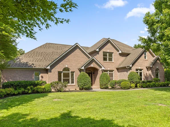 9539 Shadow Crossing Ln, Chattanooga, TN 37421