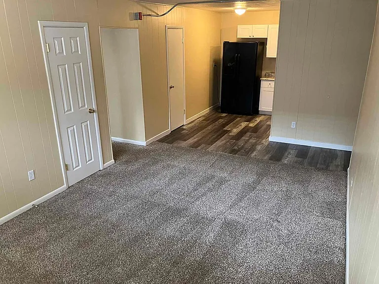 Updated Littleton Apartment with Amenities! Emerald Point — Photo 13