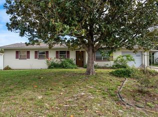 1067 W Hancock Dr, Deltona, FL 32725