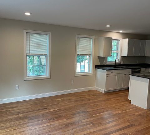 3rd image of 793 East St Floor 1