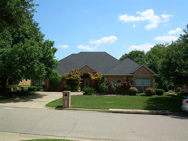 1st image of 6308 Skylark Cir