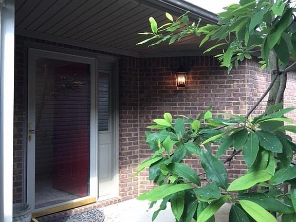 5th image of 145 Leatherwood Ln