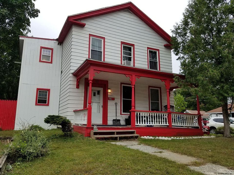 1st image of 27 Oak St