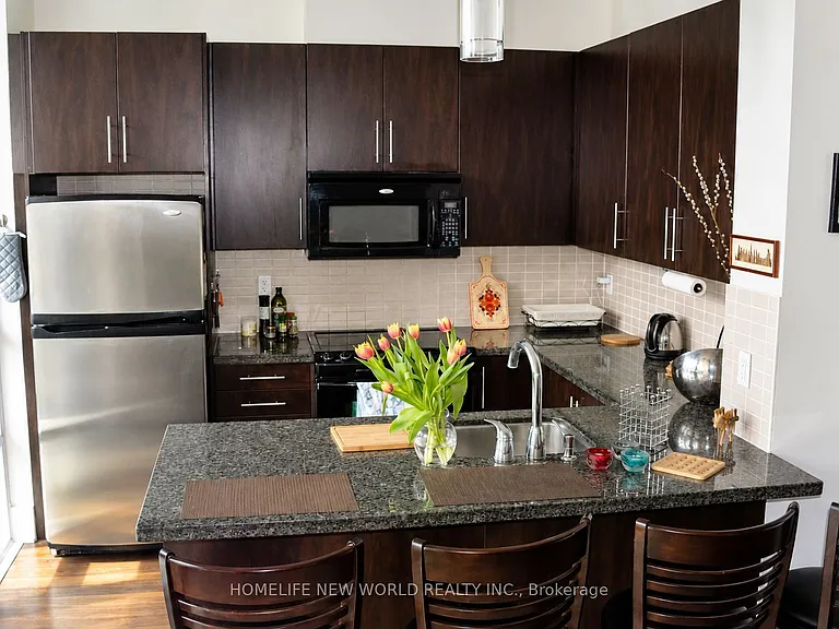120 Homewood Ave #512 — Photo 3