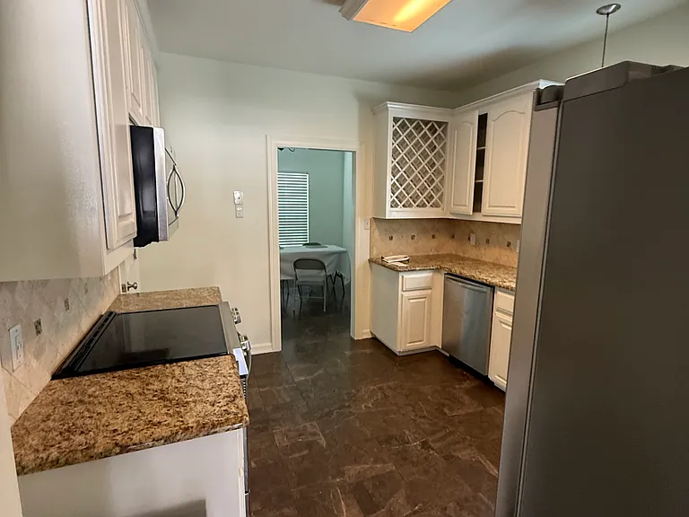 4176 Creekhollow Dr — Photo 2