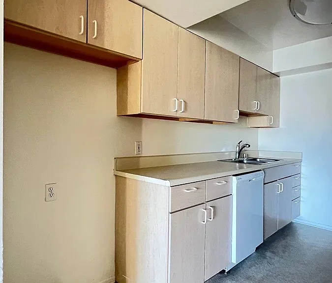 1144 12th St #307 — Photo 11