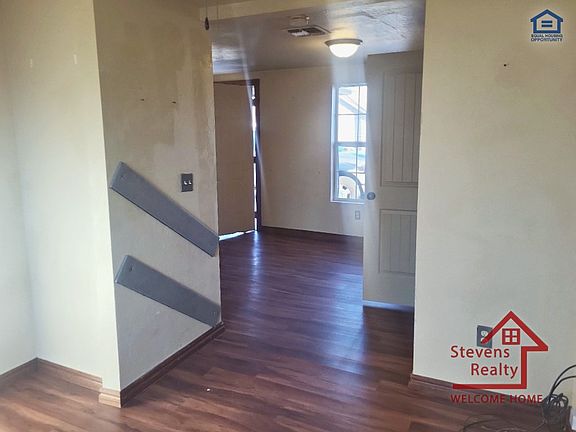 3rd image of 1602 NW Lindy Ave APT 2