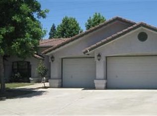 2031 Windsor Ave, Clovis, CA 93611