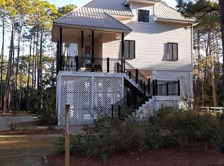 27 Harry Morrison Rd, Alligator Pt, FL 32346