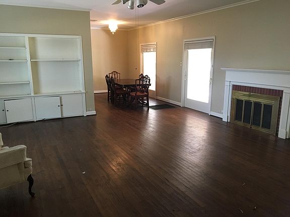 4th image of 1600 Island Dr