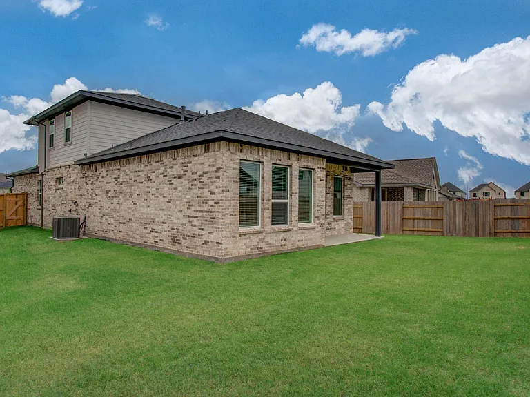7231 Yarrow Blossom Ct — Photo 47