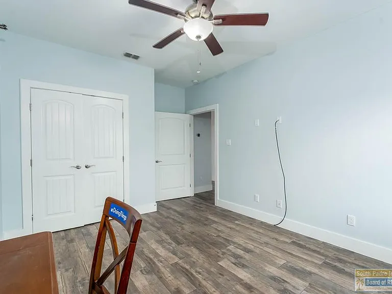 133 Oleander Dr — Photo 29