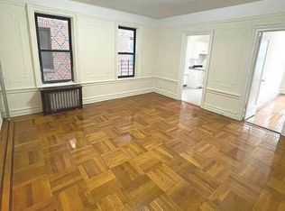 42-35 159th St #1A, Flushing, NY 11358
