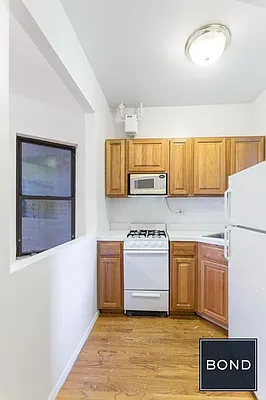 Rented by Bond New York | media 6