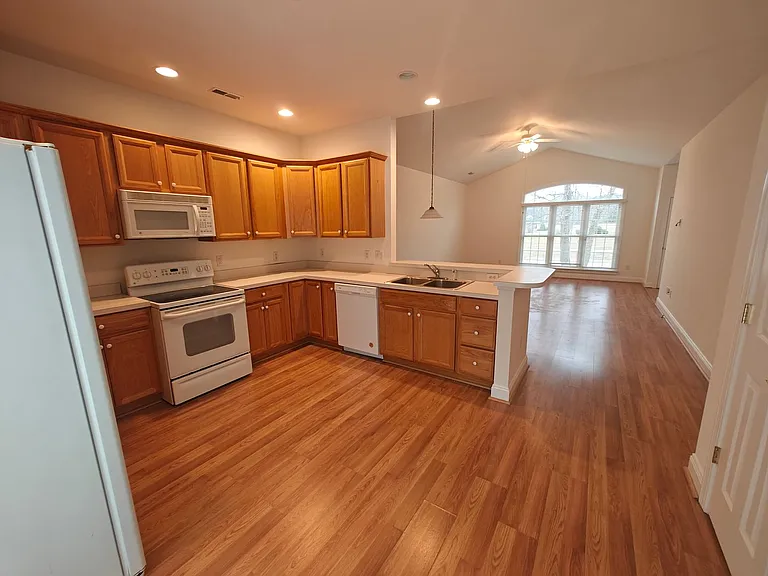 2117 Old Homestead Pl — Photo 7