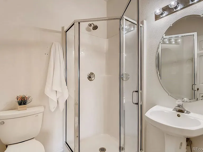 404 Antero St — Photo 18