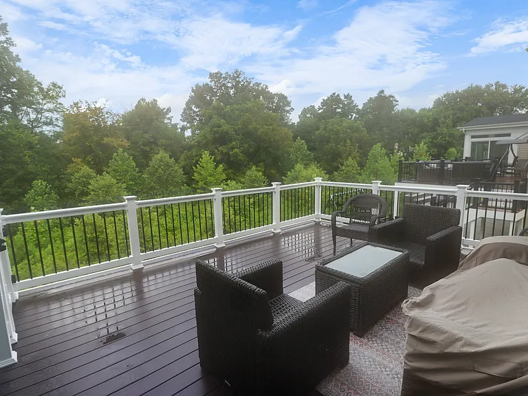 3348 Burton Dr — Photo 20