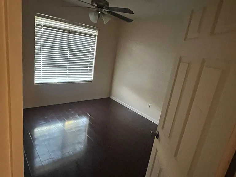 3809 Amur Maple Dr — Photo 2