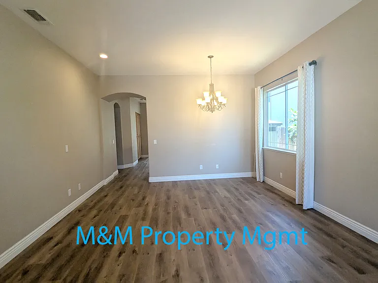 110 Trejo Way — Photo 3