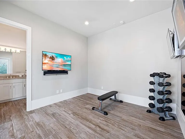 9171 Mercato Ln — Photo 38