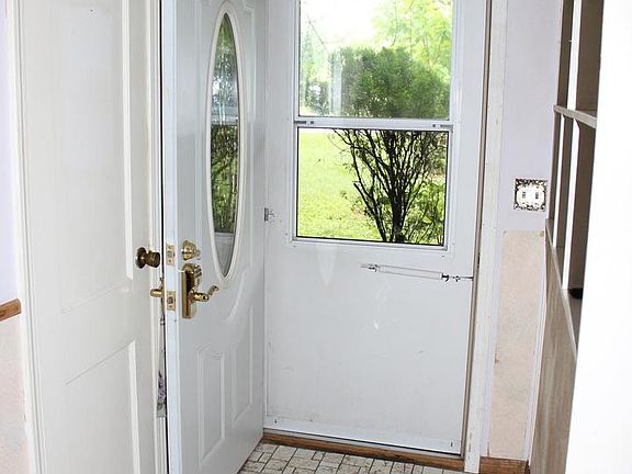 5th image of 17034 Le Claire Ave