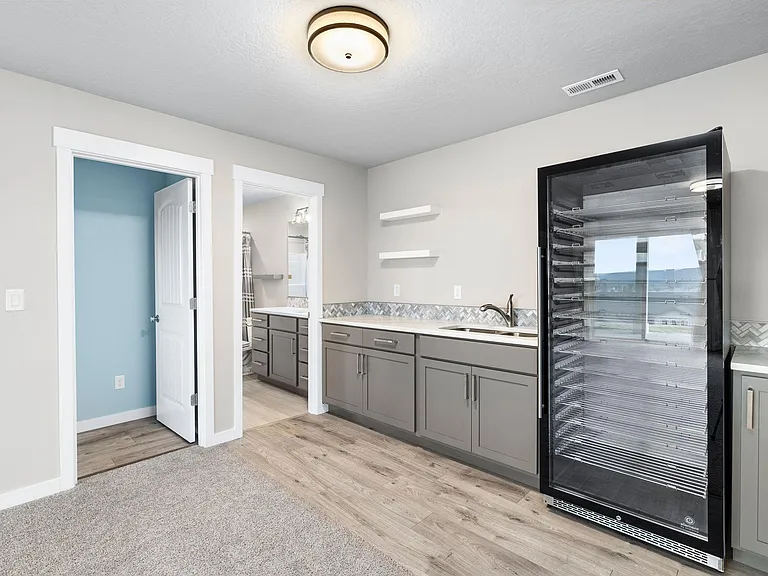 4740 W Derek Ave — Photo 31