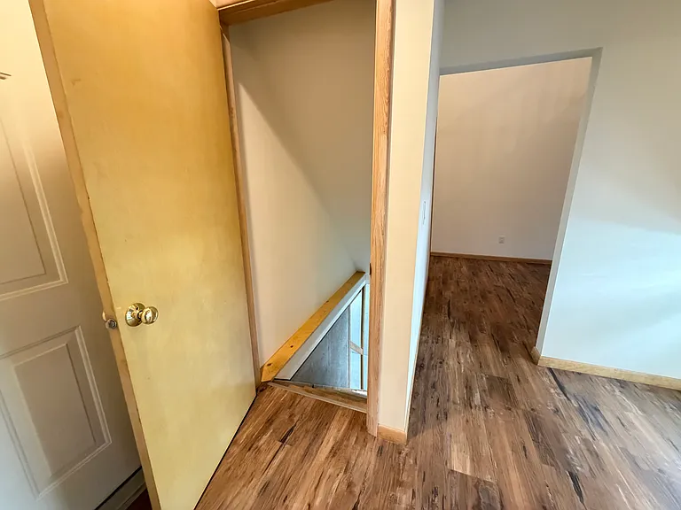 4553 Abbott Rd — Photo 25