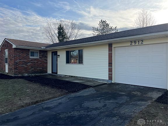 2nd image of 2912 Wyoming Dr