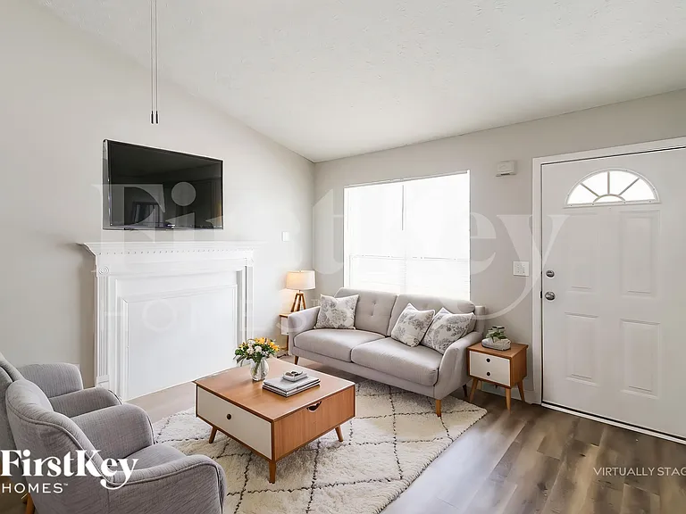 6137 Harvard Ct — Photo 5